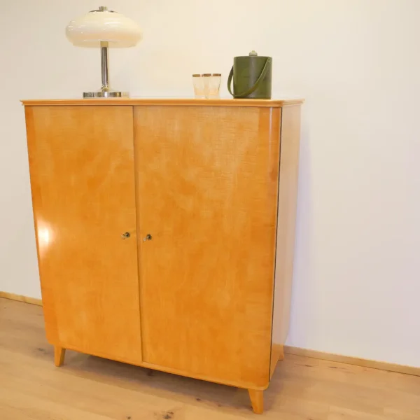 Grosse Kommode Geflammte Birke 1950er Jahre Mid-century Modern Design Style Retro Möbel