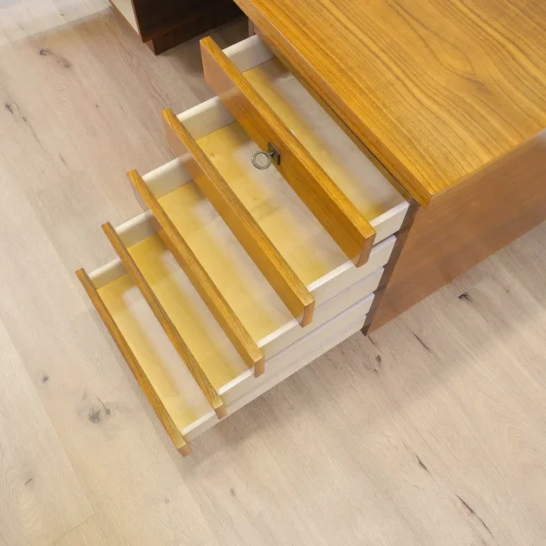 Schreibtisch Nussbaum 1960er Jahre Mid-century Modern Design Style Retro Möbel