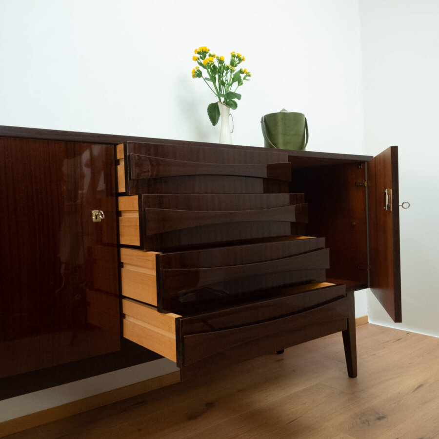 Sideboard Hochglanz in Schwarzbraun 1960er Jahre Mid-century Modern Design Style Retro Möbel
