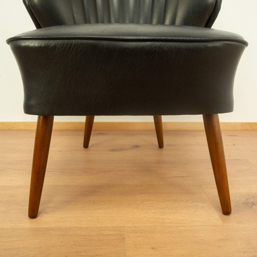 2 Cocktailsessel Buche und Schwarzes Kunstleder 1950er Jahre Mid-century Modern Design Style Retro Möbel
