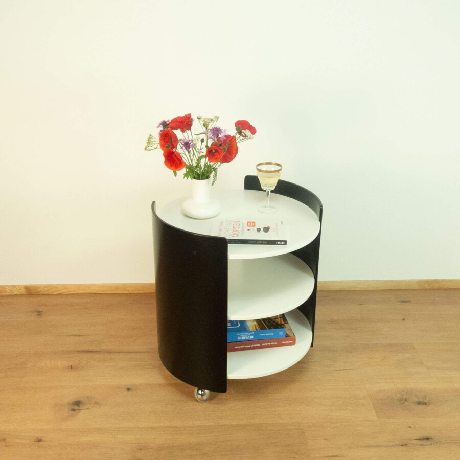 Rollbarer Beistelltisch Schwarz Weisser Lack 1970er Jahre 02 Mid-century Modern Design Style Retro Möbel