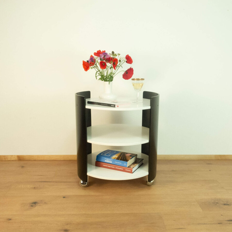 Rollbarer Beistelltisch Schwarz Weisser Lack 1970er Jahre 03 Mid-century Modern Design Style Retro Möbel