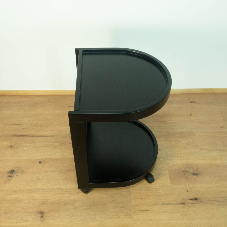 Rollbarer Beistelltisch Schwarzer Lack 1970er Jahre Mid-century Modern Design Style Retro Möbel