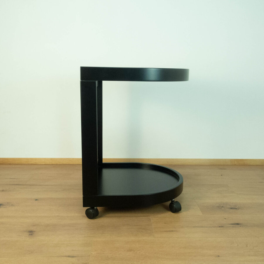 Rollbarer Beistelltisch Schwarzer Lack 1970er Jahre Mid-century Modern Design Style Retro Möbel