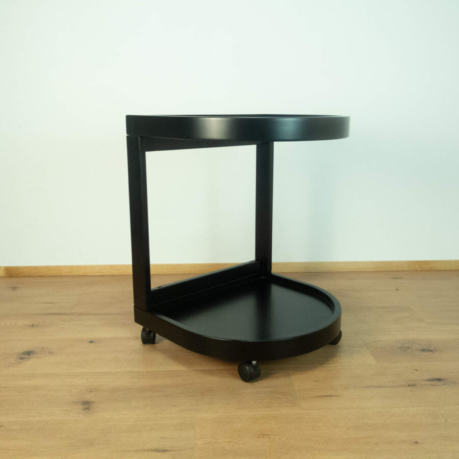 Rollbarer Beistelltisch Schwarzer Lack 1970er Jahre Mid-century Modern Design Style Retro Möbel
