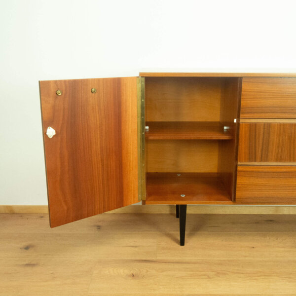 Schuhschrank Nussbaum 1960er Jahre 09 Mid-century Modern Design Style Retro Möbel