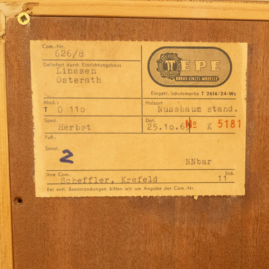 1091 Lowboard von Tepe mit 2 Klapptüren Nussbaum 1960er Jahre 12 Mid-century Modern Design Style Retro Möbel