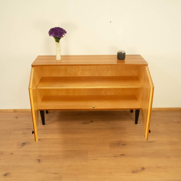 1093 Schränkchen mit 2 Türen von Tepe Nussbaum 1960er Jahre Mid-century Modern Design Style Retro Möbel