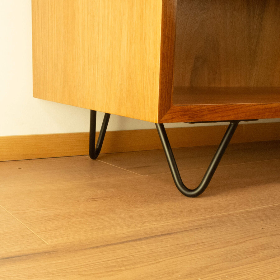 1096 Schränkchen mit 2 Türen von Tepe Nussbaum 1960er Jahre Mid-century Modern Design Style Retro Möbel
