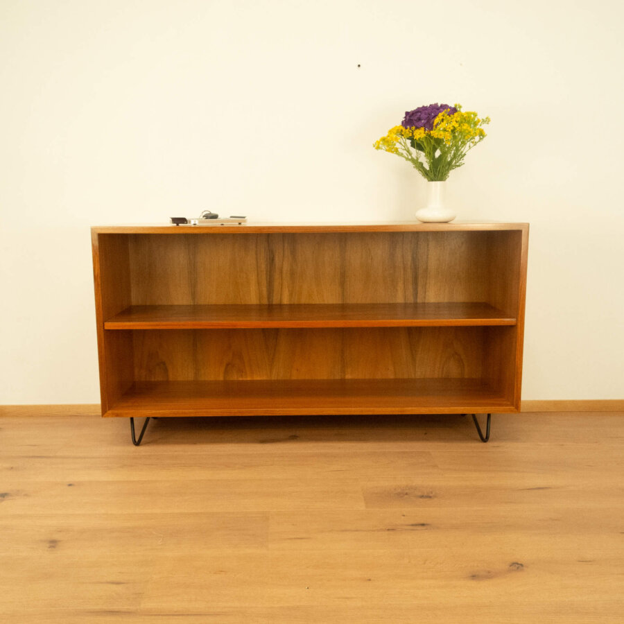 1096 Schränkchen mit 2 Türen von Tepe Nussbaum 1960er Jahre Mid-century Modern Design Style Retro Möbel