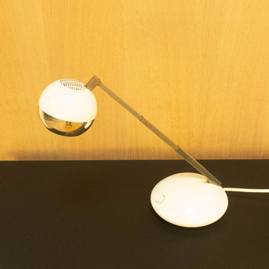 Ausziehbare Tischleuchte von Eichhoff Metall und Kunststoff 1970er Jahre Mid-century Modern Design Style Retro Möbel
