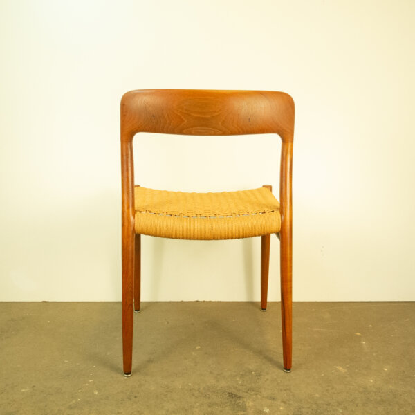 Esstischstuehle Daenisches Design Von Niels Otto Moeller Teak Und Papierkordel 1960er Jahre 07 Mid-century Modern Design Style Retro Furniture