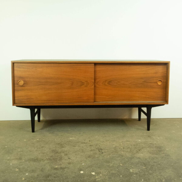 Sideboard Nussbaum mit Schwarzer Resopalplatte 1960er Jahre Mid-century Modern Design Style Retro Möbel
