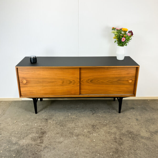 Sideboard Von Lothar Wegner Nussbaum Mit Schwarzer Resopalplatte 1960er Jahre Mid-century Modern Design Style Retro Furniture