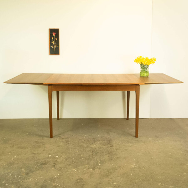 Ausziehbarer Esstisch von Lübke Nussbaum Buche 1960er Jahre Mid-century Modern Design Style Retro Möbel