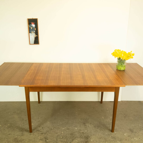 Ausziehbarer Esstisch von Lübke Nussbaum Buche 1960er Jahre Mid-century Modern Design Style Retro Möbel