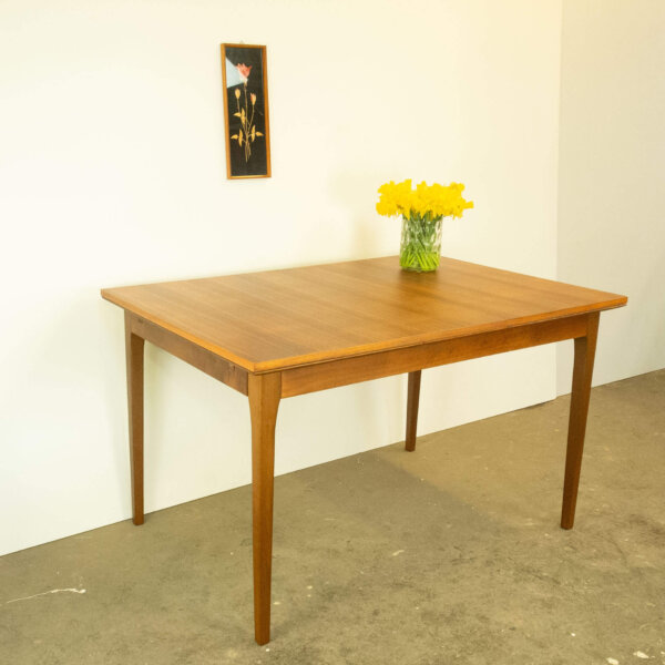 Ausziehbarer Esstisch von Lübke Nussbaum Buche 1960er Jahre Mid-century Modern Design Style Retro Möbel