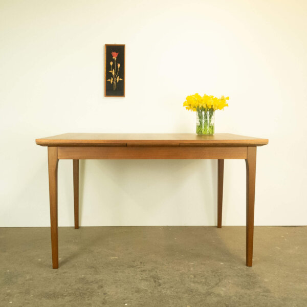 Ausziehbarer Esstisch von Lübke Nussbaum Buche 1960er Jahre Mid-century Modern Design Style Retro Möbel