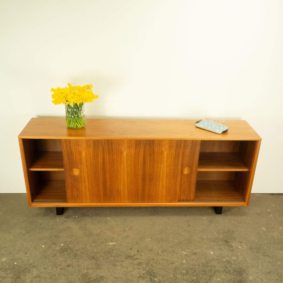 Lowboard von Lothar Wegner Nussbaum 1960er Jahre Mid-century Modern Design Style Retro Möbel
