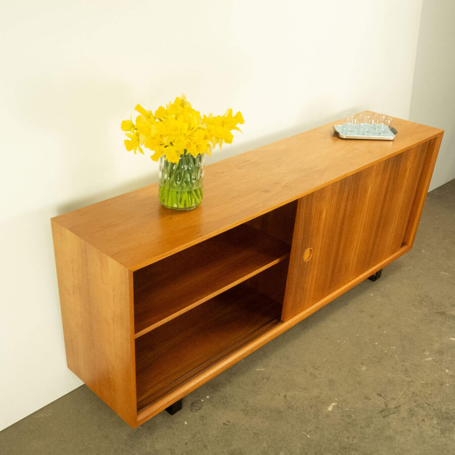 Lowboard von Lothar Wegner Nussbaum 1960er Jahre Mid-century Modern Design Style Retro Möbel