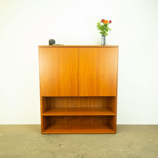 Regalkombination mit Schwarzer Resopalplatte 1970er Jahre Mid-century Modern Design Style Retro Möbel