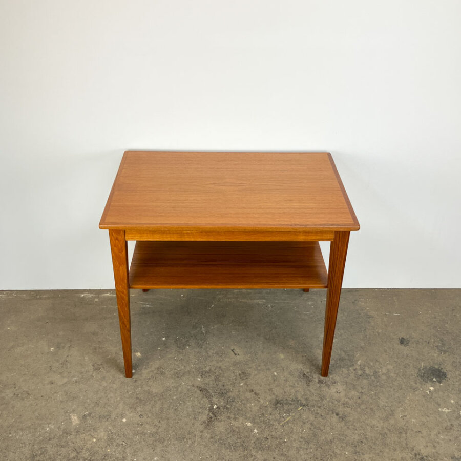 Beistelltisch Mit Ablage Aus Daenemark Teak 1960er Jahre Mid-century Modern Design Style Retro Furniture