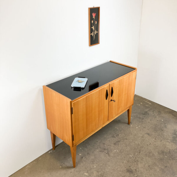 Kleines Sideboard Von Wk Moebel Helles Furnier Mit Schwarzer Glasplatte 1950er Jahre Mid-century Modern Design Style Retro Furniture