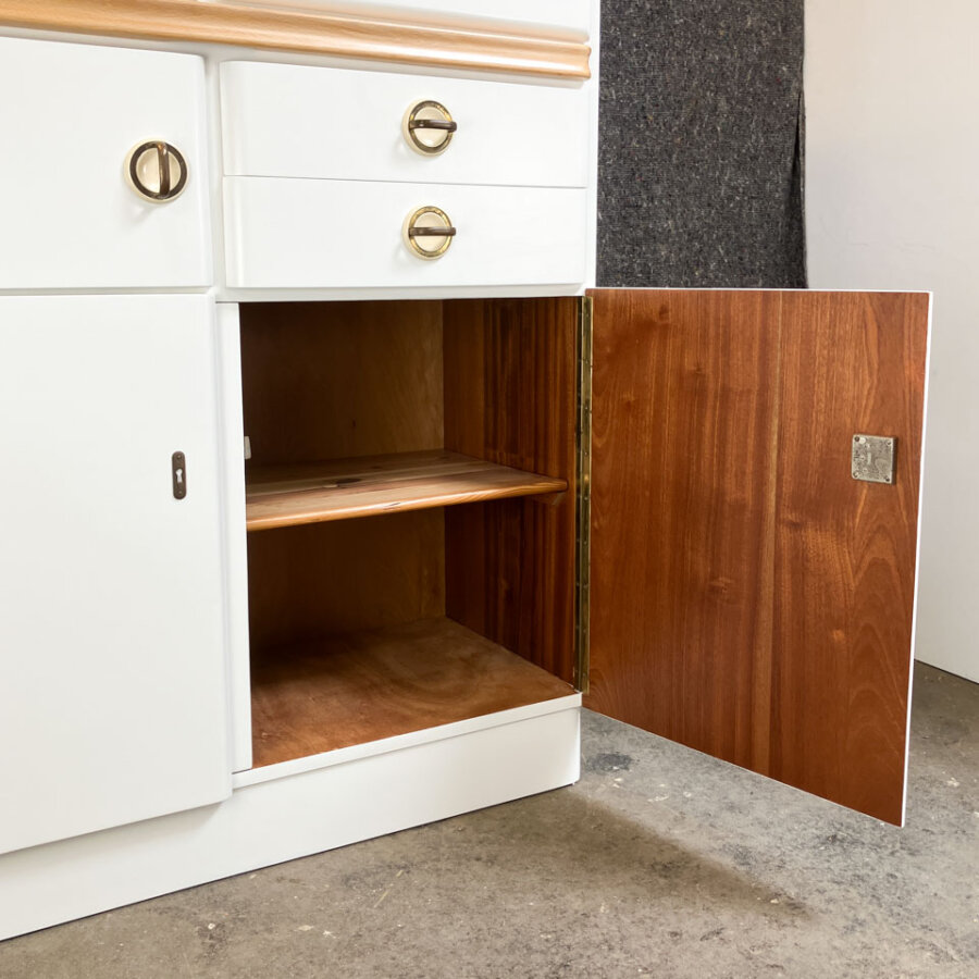 Kuechenschrank Mit Auszug Und Brotfach Massivholz 1950er Jahre Mid-century Modern Design Style Retro Furniture