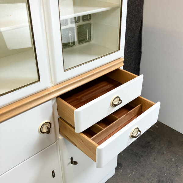 Kuechenschrank Mit Auszug Und Brotfach Massivholz 1950er Jahre Mid-century Modern Design Style Retro Furniture