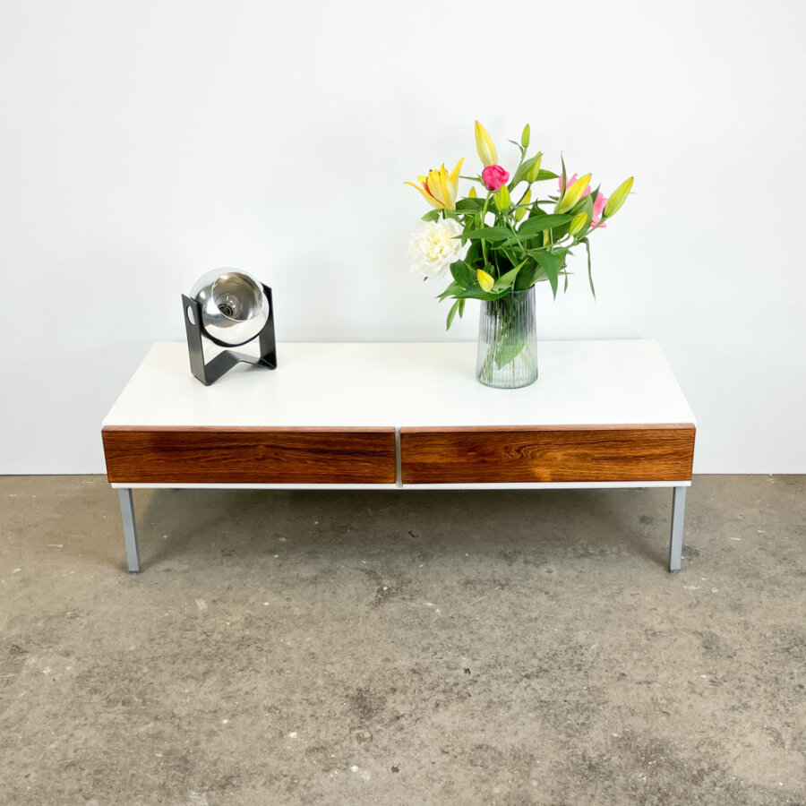 Kleines Lowboard Von Floetotto Weiss Lackiert Mit Palisander 1960er Jahre Mid-century Modern Design Style Retro Furniture
