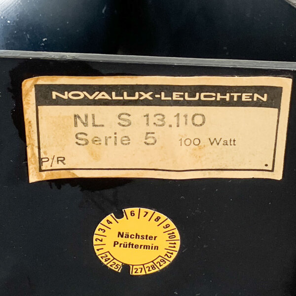 Tischleuchte Von Novalux Chrom Und Schwarz Lackiertes Metall 1960er Jahre Mid-century Modern Design Style Retro Furniture