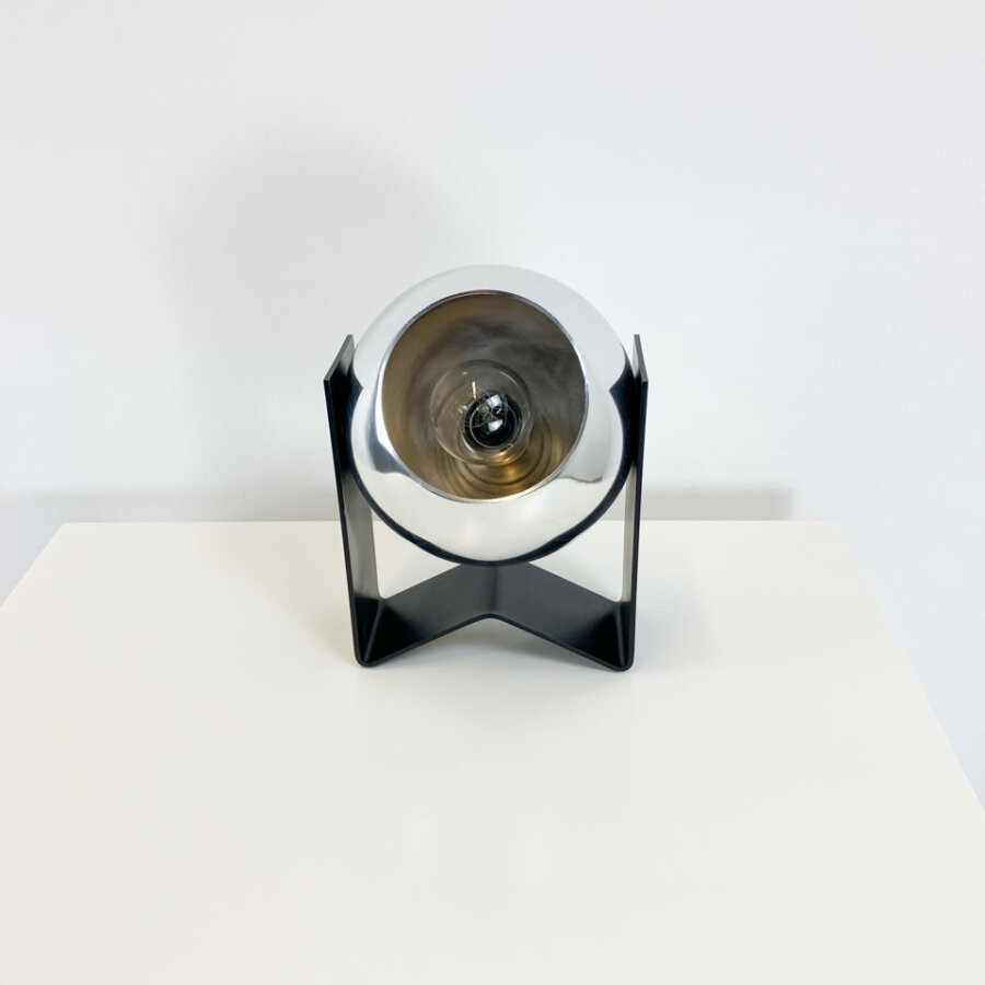 Tischleuchte Von Novalux Chrom Und Schwarz Lackiertes Metall 1960er Jahre Mid-century Modern Design Style Retro Furniture