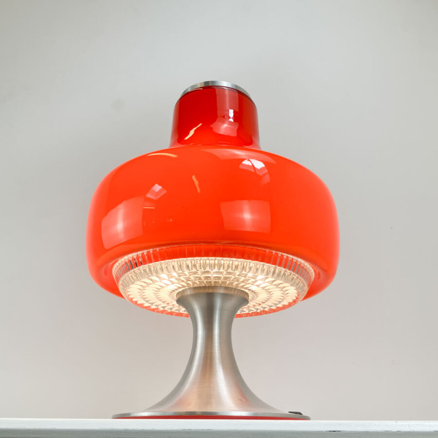 Tischleuchte Glasschirm Mit Aluminiumfuss 1970er Jahre Mid-century Modern Design Style Retro Furniture