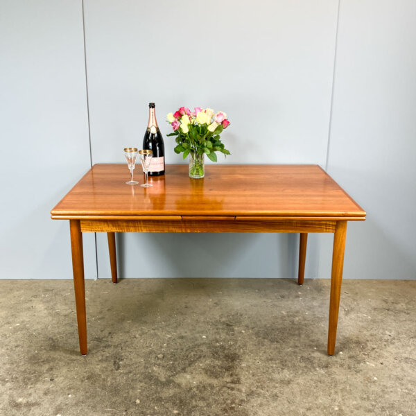 Ausziehbarer Esstisch Teak 1960er Jahre Mid-century Modern Design Style Retro Furniture