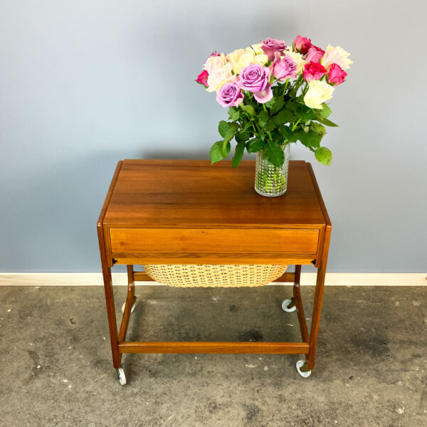Rollbarer Naehkasten Von Br Gelsted Denmark Teak 1960er Jahre Mid-century Modern Design Style Retro Furniture
