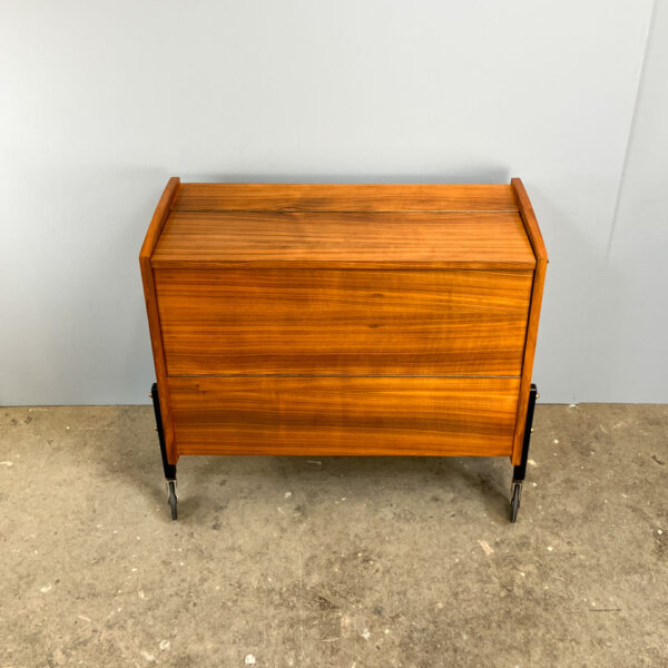 Rollbares Barschraenkchen Nussbaum 1960er Jahre Mid-century Modern Design Style Retro Furniture