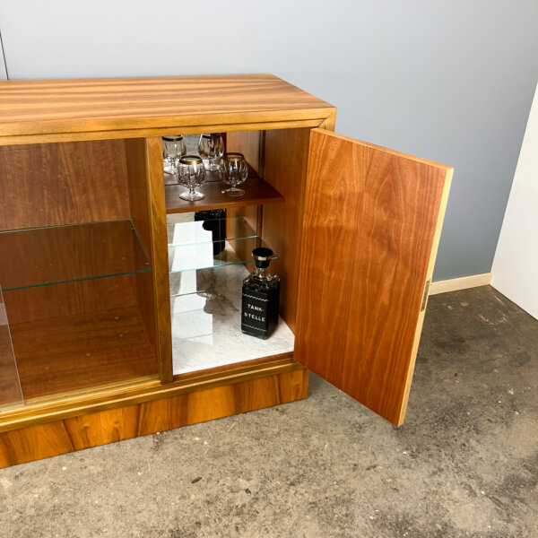 Vitrinenschrank Mit Barfach Nussbaum 60er Jahre Mid-century Modern Design Style Retro Furniture