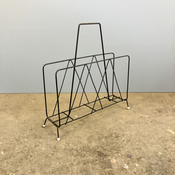 Zeitungsstaender Stringdesign 1960er Jahre Mid-century Modern Design Style Retro Furniture