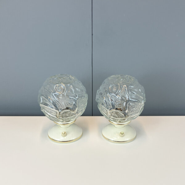 Set Aus 2 Nachttischleuchten Und Einer Pendelleuchte Von Graebe Glasschirme 60er Jahre Mid-century Modern Design Style Retro Furniture