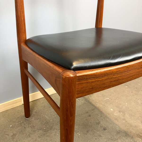 6er Set Esszimmerstuehle Von Henning Kjaernulf Fuer Korup Stolefabrik Mid-century Modern Design Style Retro Furniture