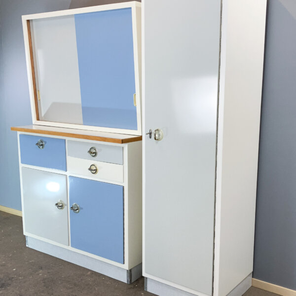 Kuechenschraenke Mit Blaugrau Melierter Resopalplatte 60er Jahre Mid-century Modern Design Style Retro Furniture