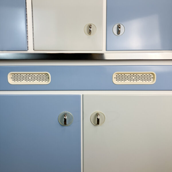 Kuechenschraenke Pastellblau Und Hellgrau 60er Jahre Mid-century Modern Design Style Retro Furniture