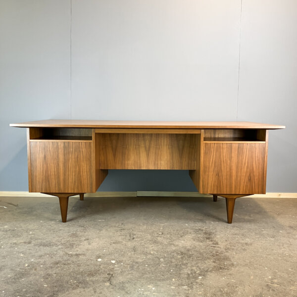 Schreibtisch Im Bauhausdesign Nussbaum 60er Jahre Mid-century Modern Design Style Retro Furniture