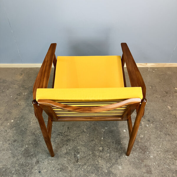 Sessel Von Arne Vodder Fuer Glostrup Teak Mit Senfgelbem Stoffbezug 50er Jahre Mid-century Modern Design Style Retro Furniture