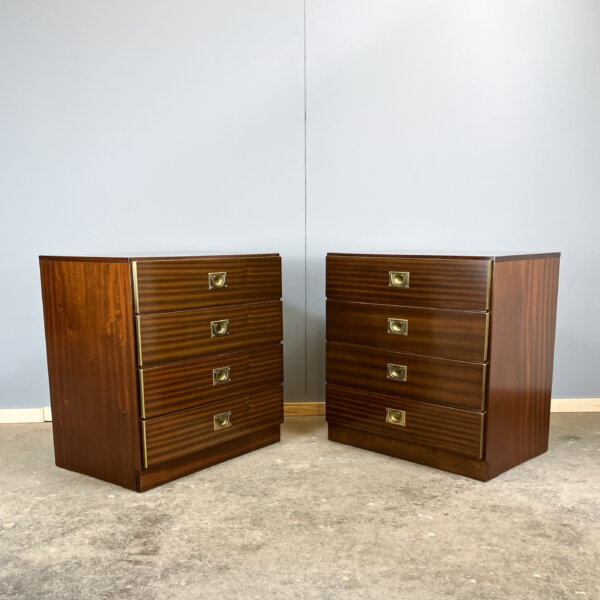 2 Nachtische Kleine Kommoden Im Campaign Style 70er Jahre Mid-century Modern Design Style Retro Furniture