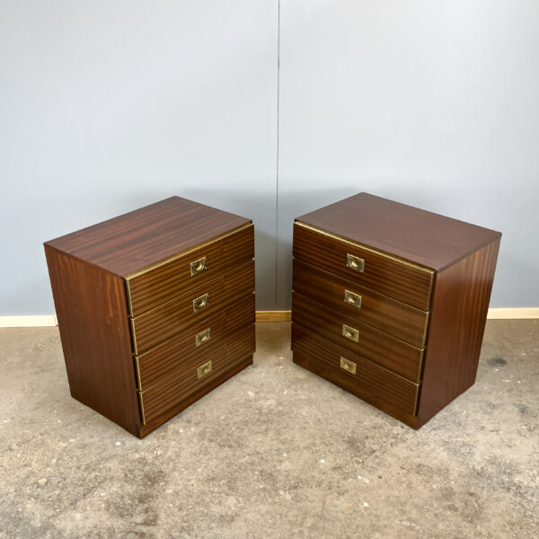 2 Nachtische Kleine Kommoden Im Campaign Style 70er Jahre Mid-century Modern Design Style Retro Furniture