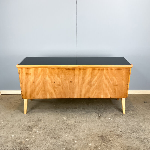 Kleine Kommode Mit Schwarzer Und Weisser Glasplatte Birnbaum 50er Jahre Mid-century Modern Design Style Retro Furniture