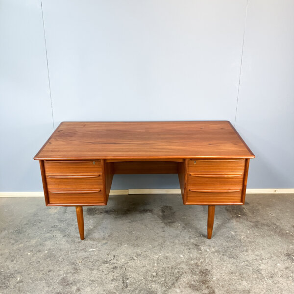 Daenischer Schreibtisch Von Svend Age Madsen Fuer Falster Teak 60er Jahre Mid-century Modern Design Style Retro Furniture