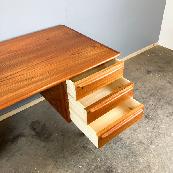Daenischer Schreibtisch Von Svend Age Madsen Fuer Falster Teak 60er Jahre Mid-century Modern Design Style Retro Furniture