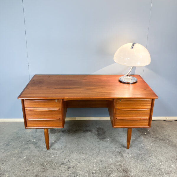 Daenischer Schreibtisch Von Svend Age Madsen Fuer Falster Teak 60er Jahre Mid-century Modern Design Style Retro Furniture